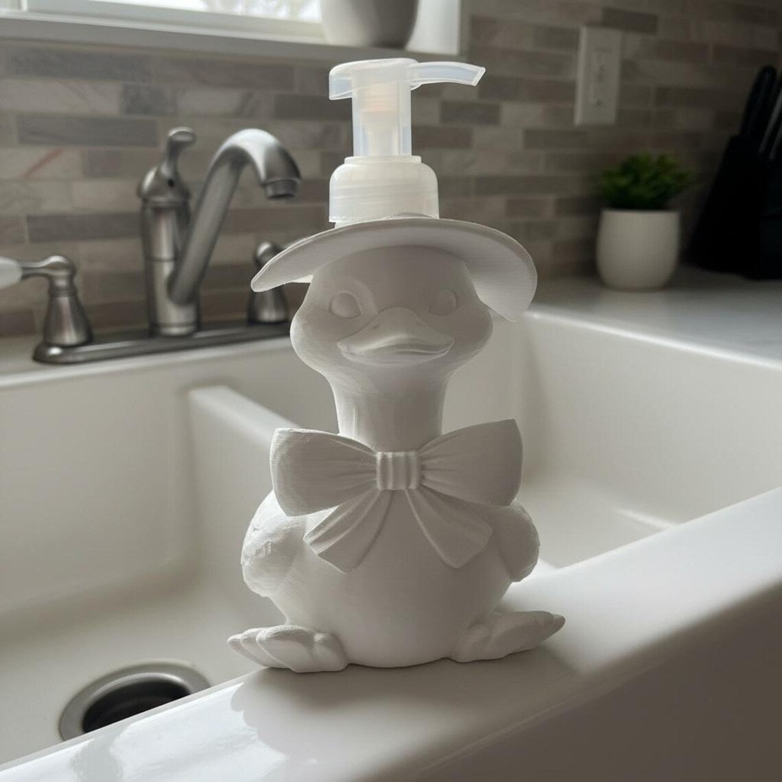 Goose on a Porch Body Works Soap Holder